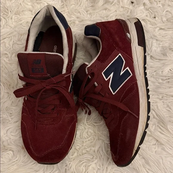New Balance 565 Men's Burgundy and Navy Sneakers - Picture 1 of 1